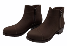 %100 Leather Boots 36-1 , 37-2 , 38-2 , 39-2 , 40-1